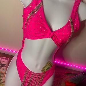 🌺Rhinestoned Hot Pink Bodysuit🌺
